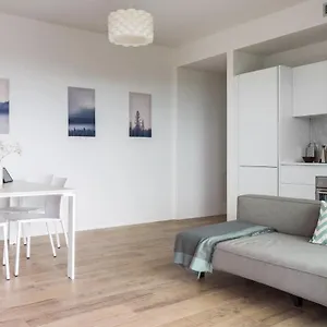 Joivy Uptown Flats With Balcony, Good Connection To Centre , Milano Italia