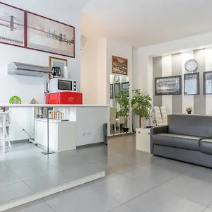 S. Ambrogio Square Apartment Milan